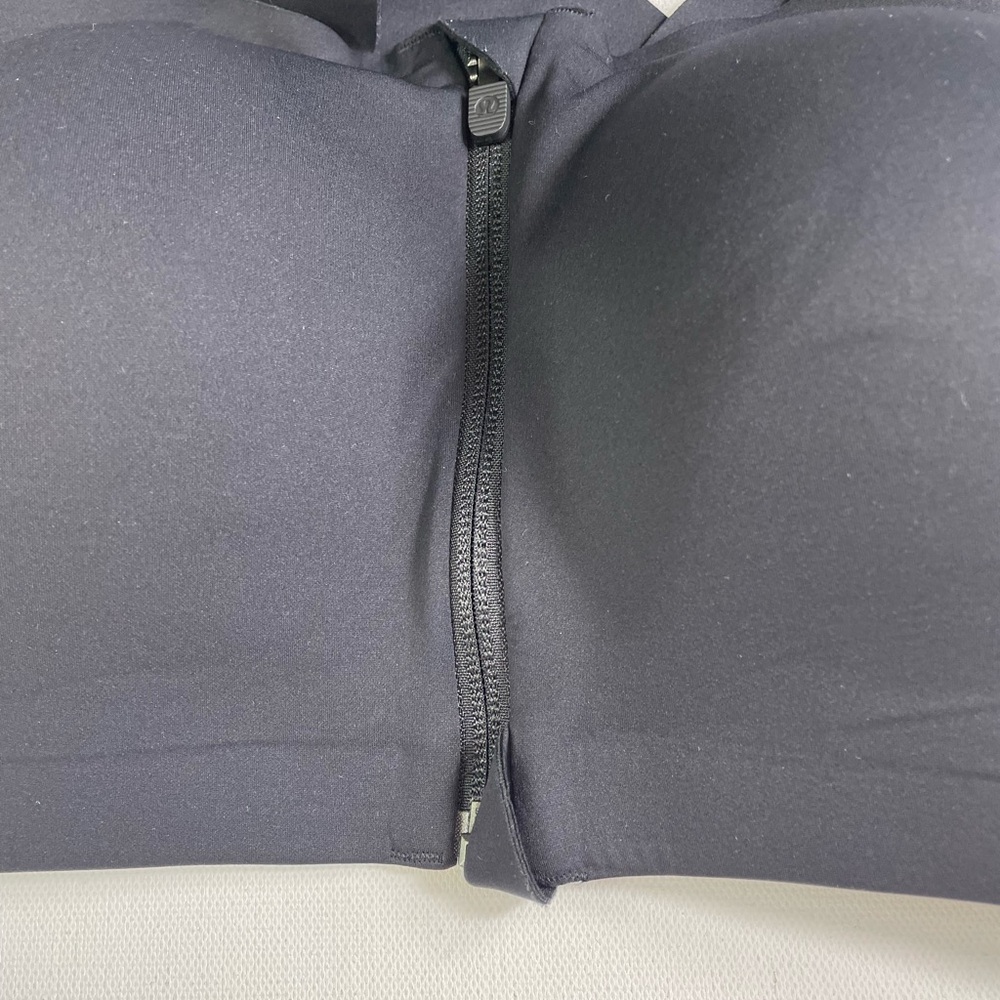 Lululemon Women’s Enlite Front Zip Closure Sports Bra 38C Black High Support - Picture 6 of 12